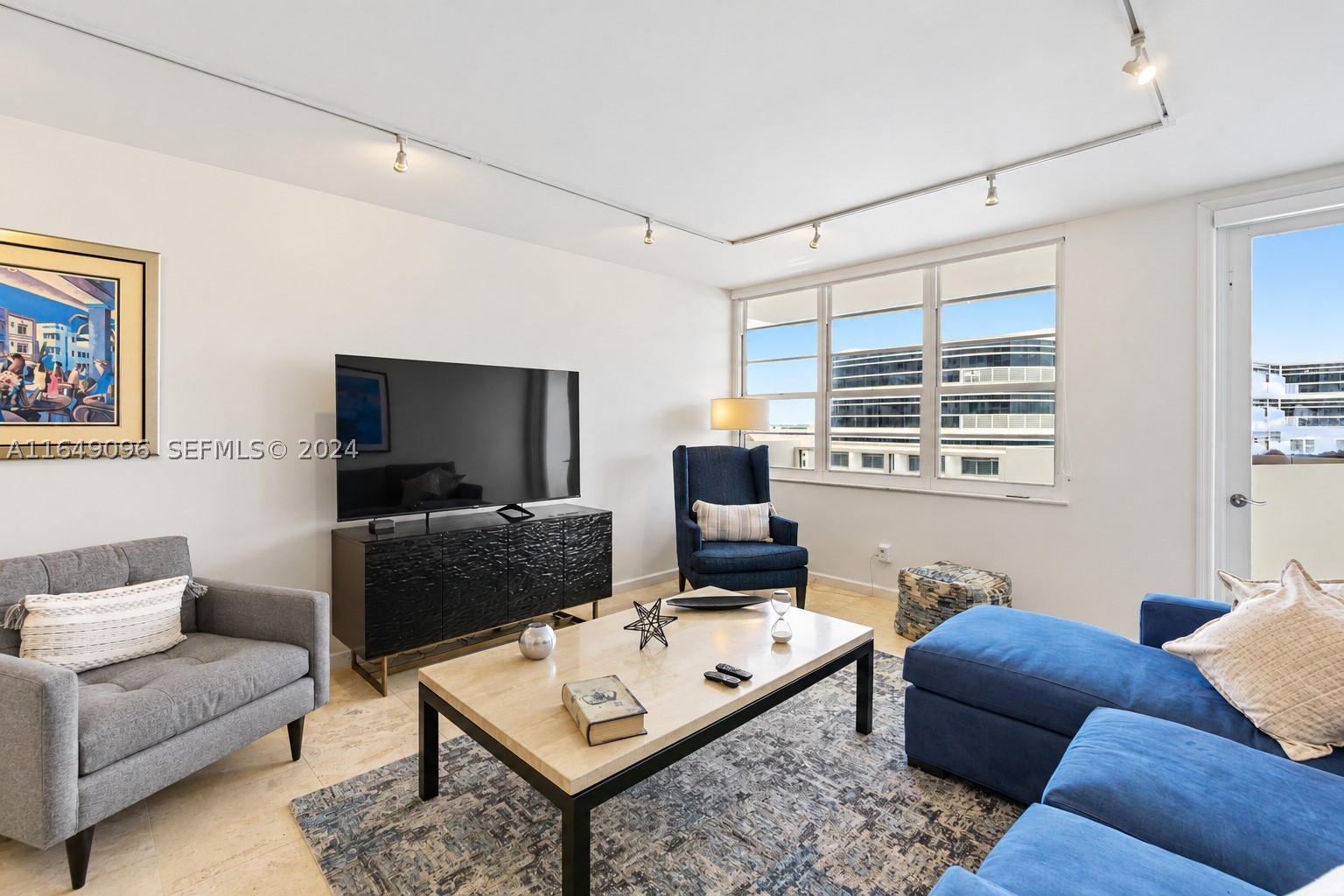 A11649096 Property Photo 7