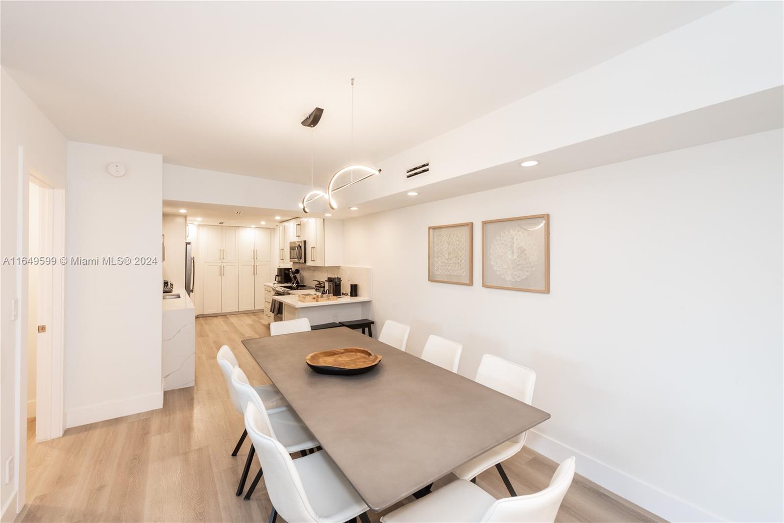 1111 Crandon Blvd A306 Property Photo 8