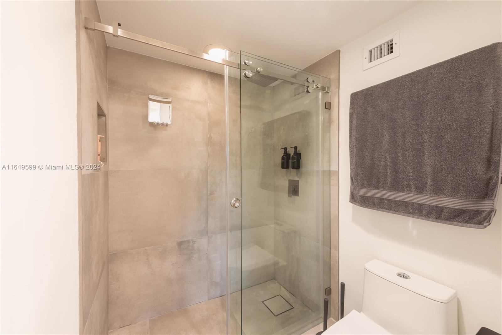 1111 Crandon Blvd A306 Property Photo 16