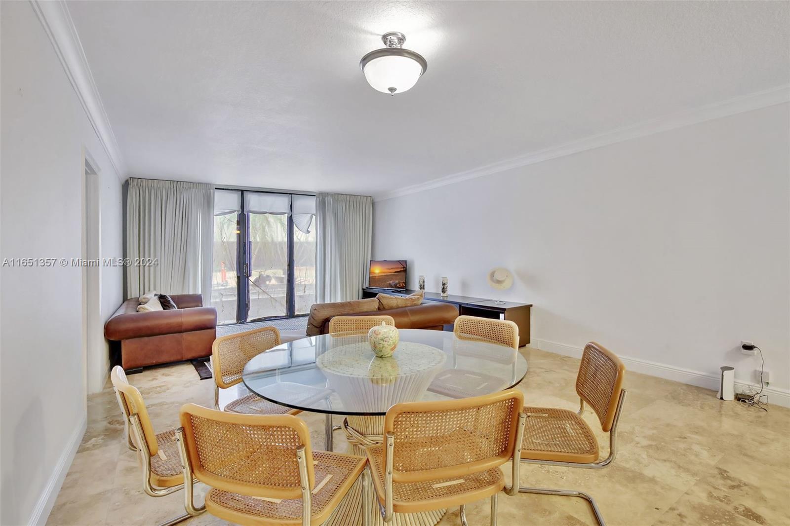 9801 Collins Ave 3t Property Photo 6