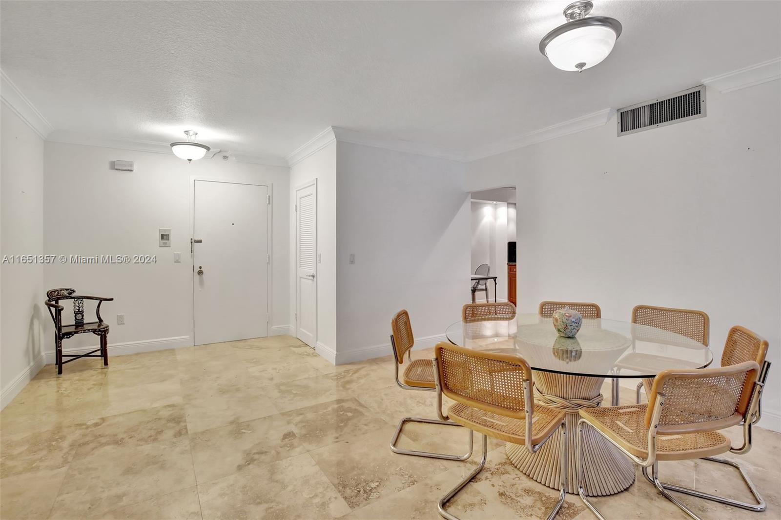 9801 Collins Ave 3t Property Photo 11