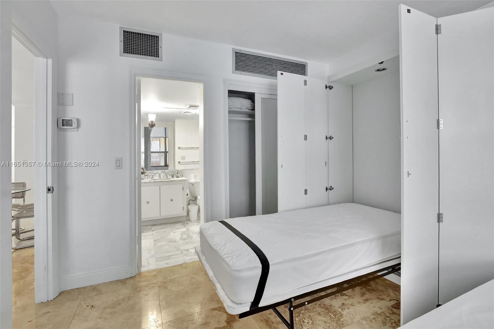9801 Collins Ave 3t Property Photo 27