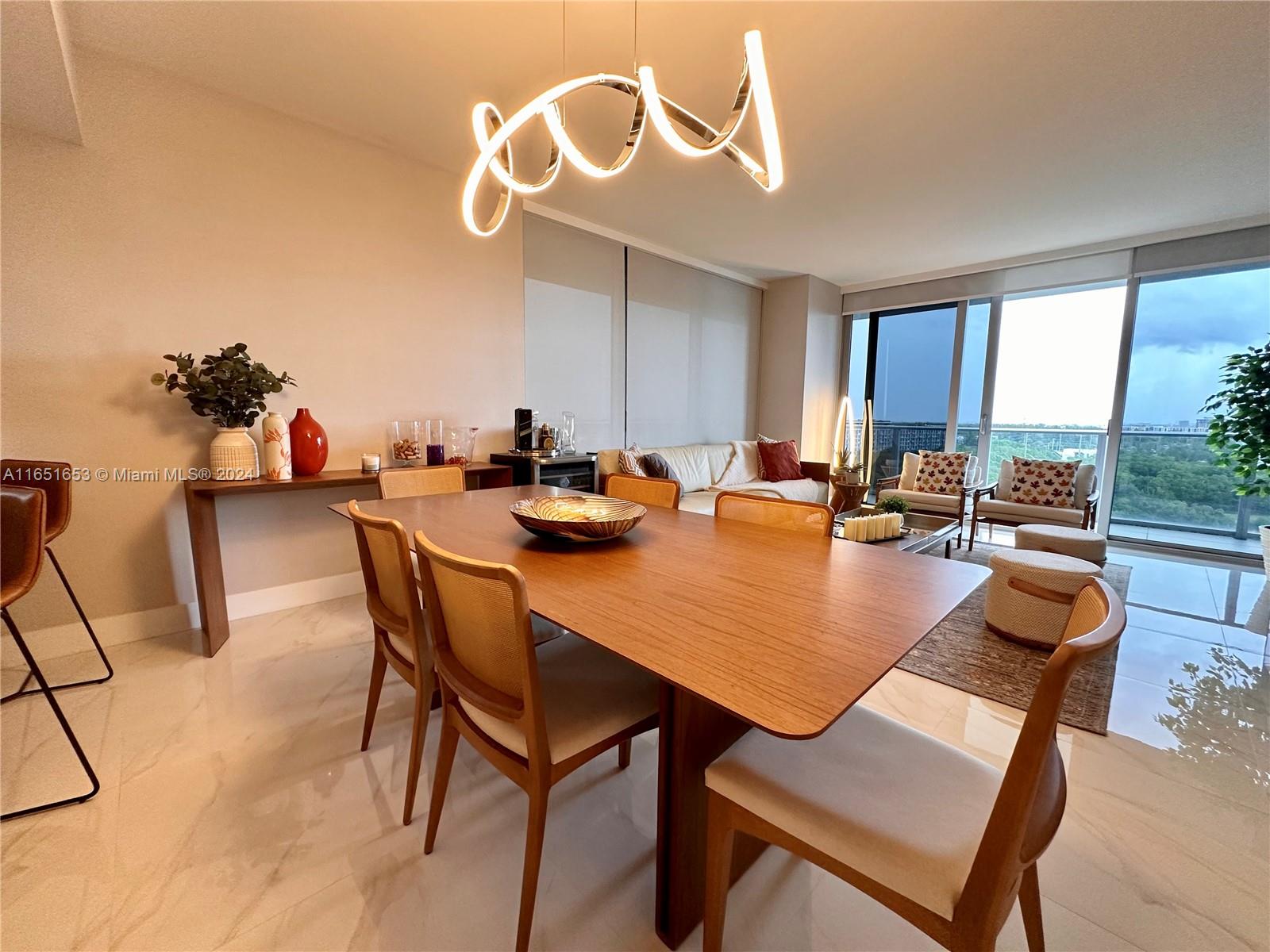16385 Biscayne Blvd 1201 Property Photo 12