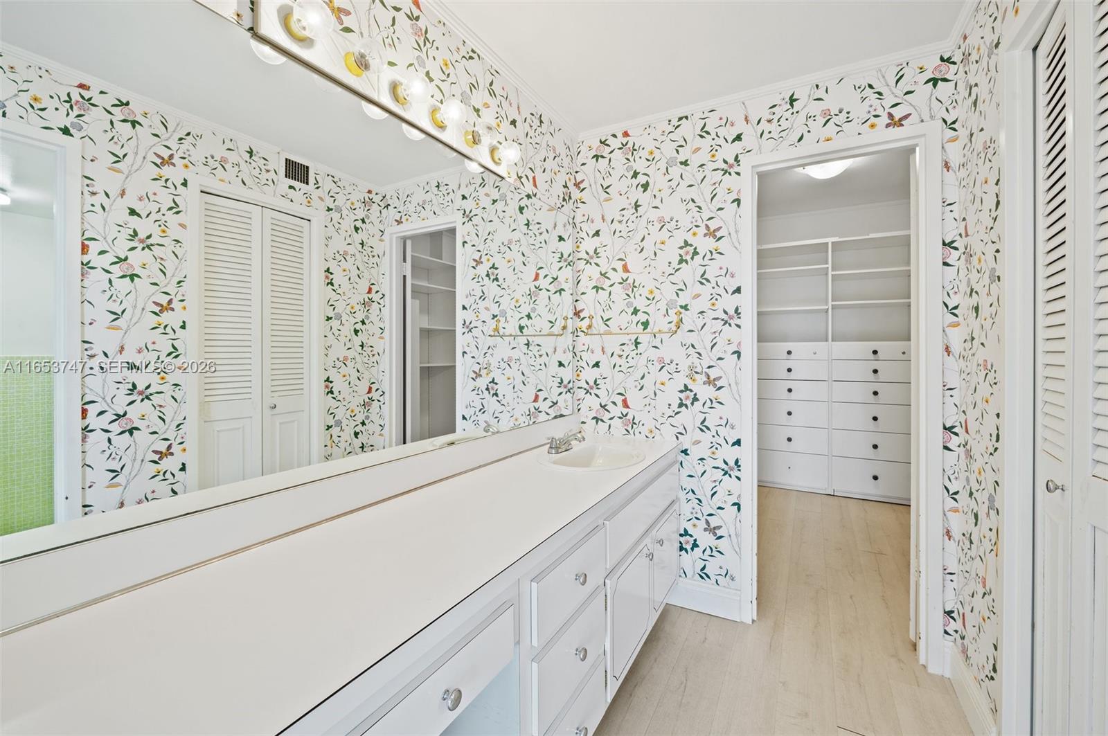 9381 E Bay Harbor Dr 603s Property Photo 24