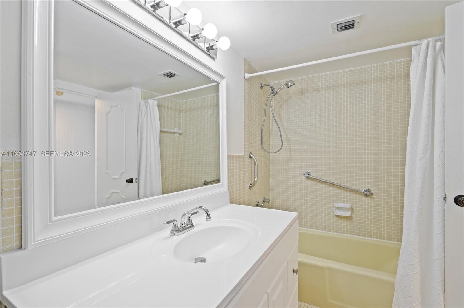 9381 E Bay Harbor Dr 603s Property Photo 29