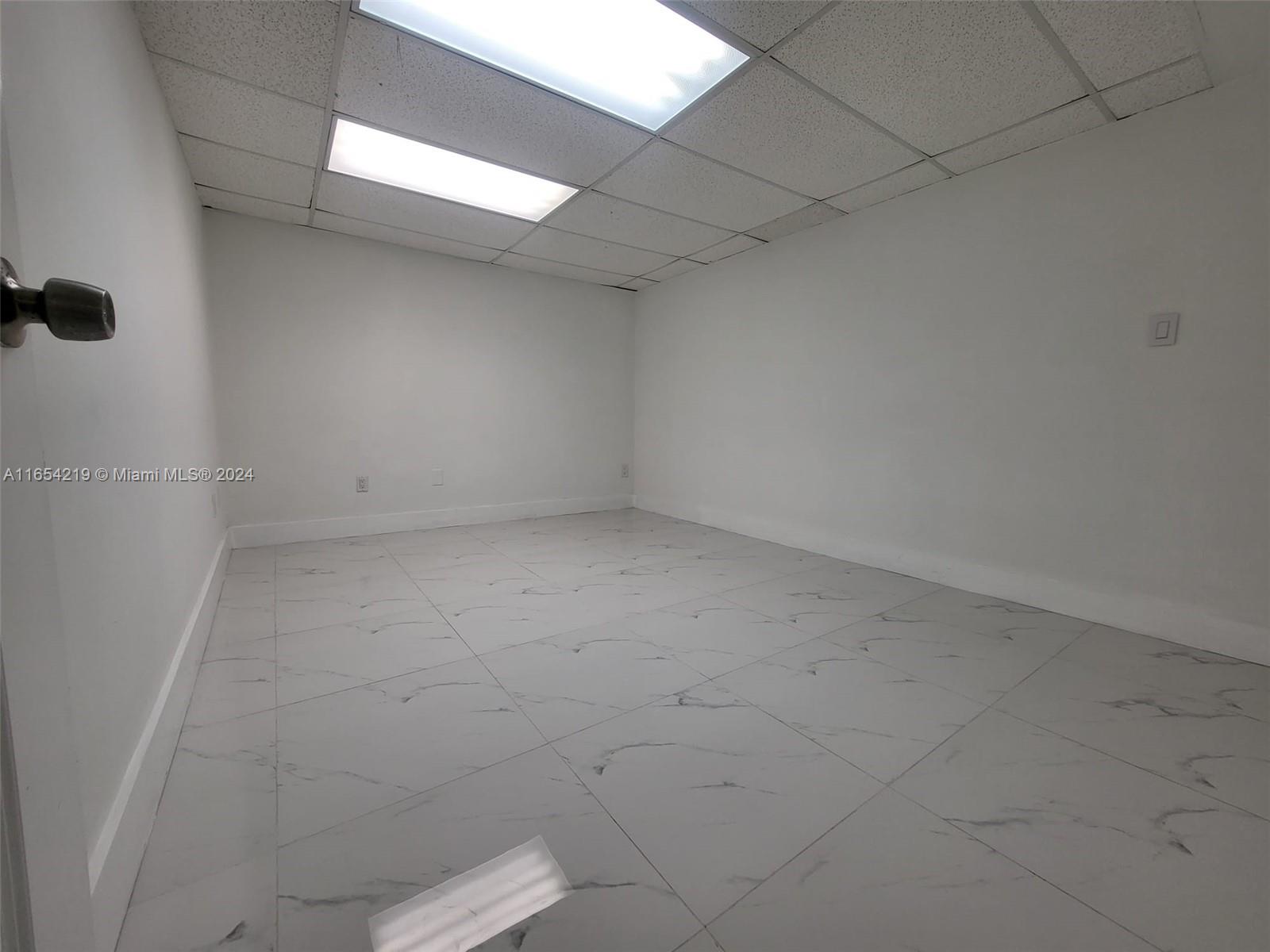 13499 Biscayne Blvd #cu203 Property Photo 7
