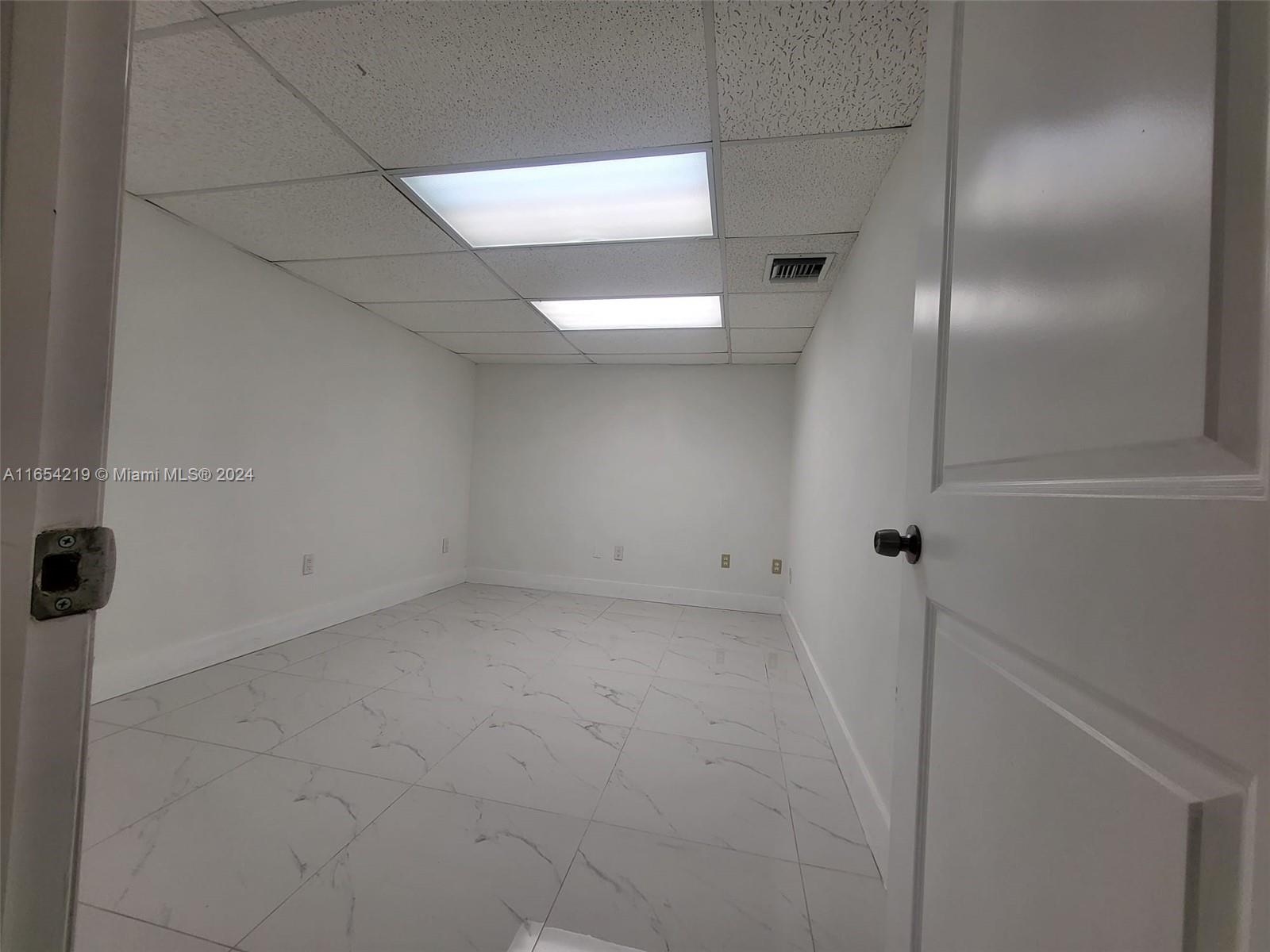 13499 Biscayne Blvd #cu203 Property Photo 9