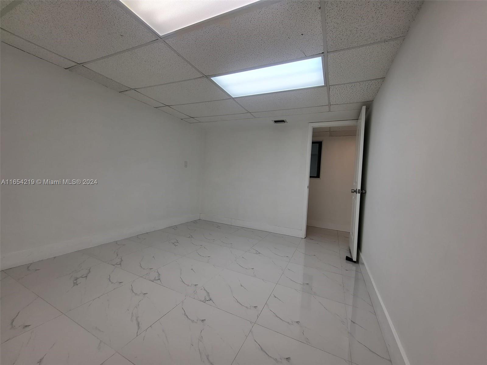 13499 Biscayne Blvd #cu203 Property Photo 11