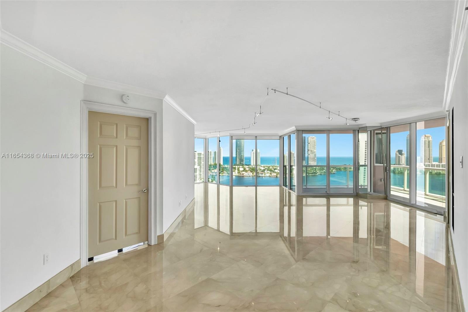 3370 Hidden Bay Dr 2708 Property Photo 19
