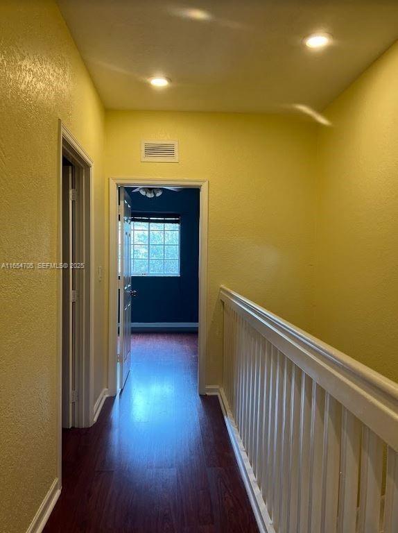 6407 Catalina Ln 6407 Property Photo 11