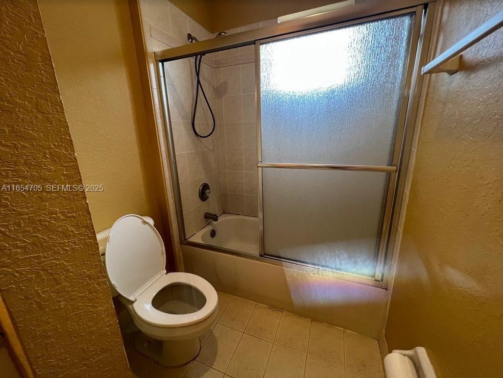 6407 Catalina Ln 6407 Property Photo 13