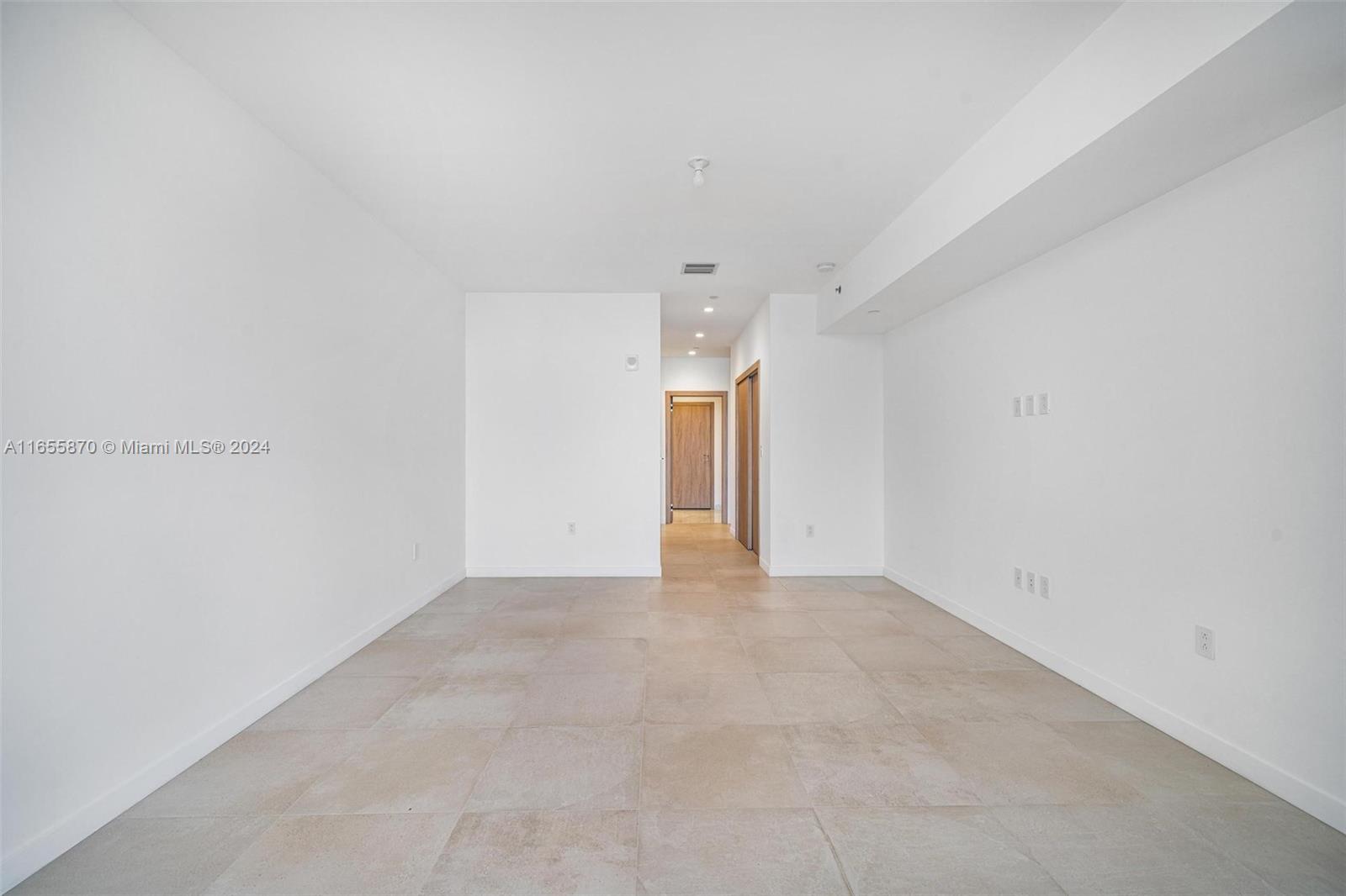 1135 103 St 202 Property Photo 21