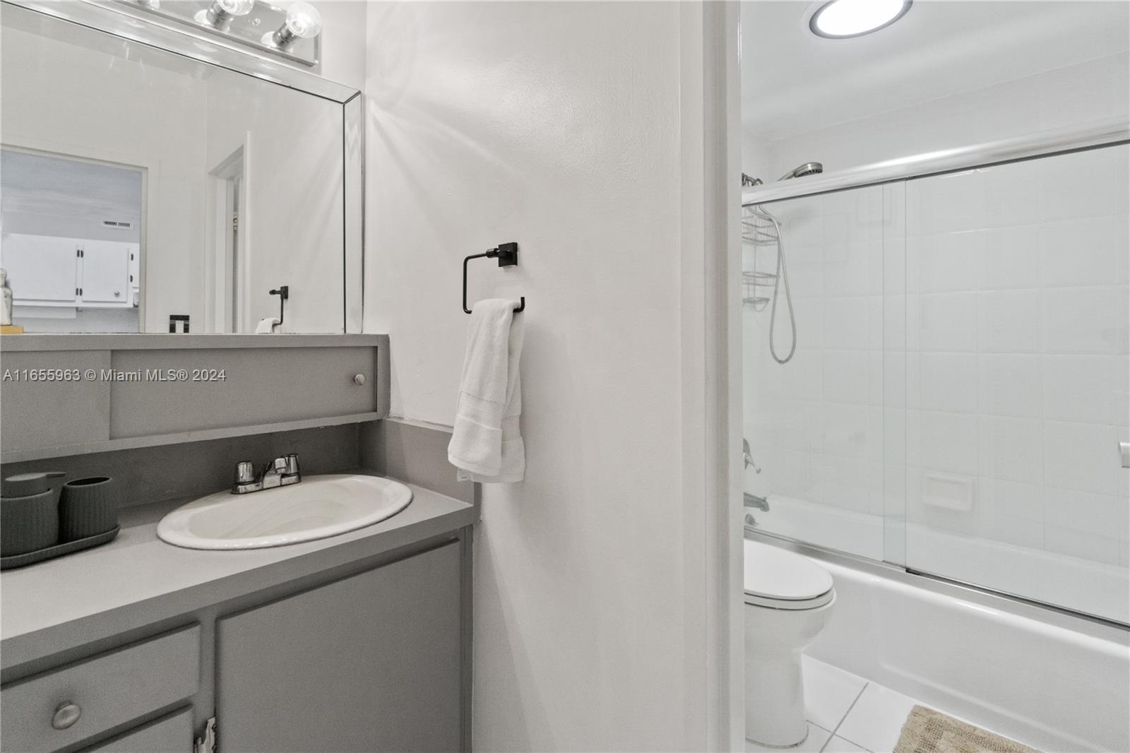 100 Lincoln Rd 924 Property Photo 13