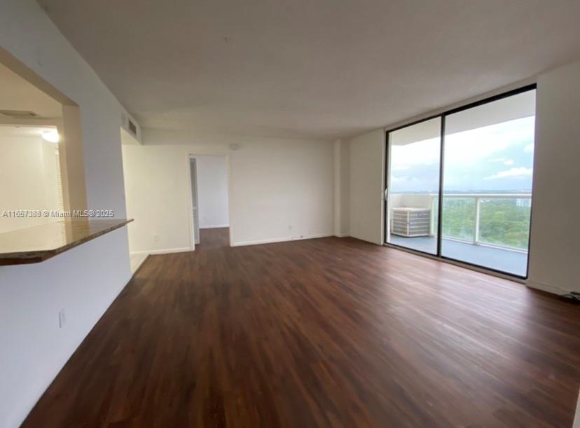 13499 Biscayne Blvd 1507 Property Photo 6