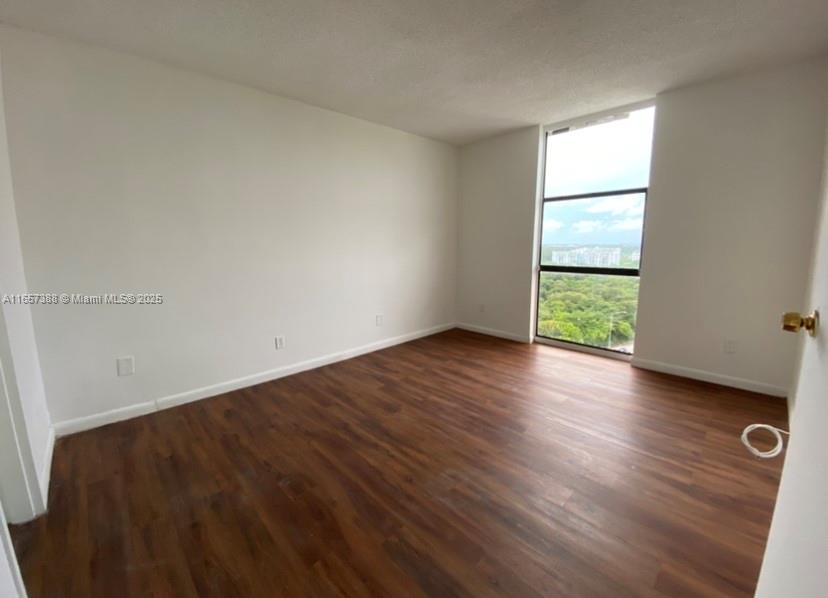 13499 Biscayne Blvd 1507 Property Photo 25