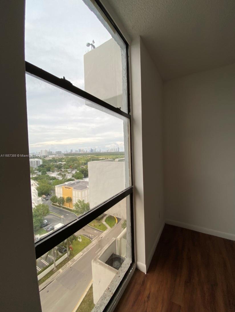 13499 Biscayne Blvd 1507 Property Photo 27