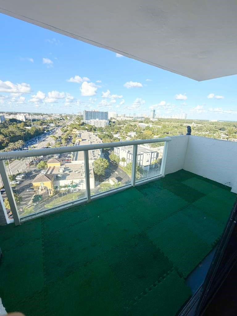 13499 Biscayne Blvd 1507 Property Photo 31