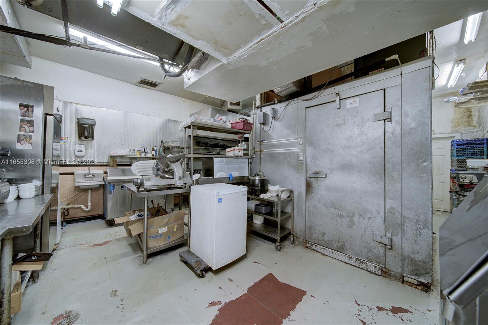 Full-service Restaurant W Coral Gables Property Photo 19