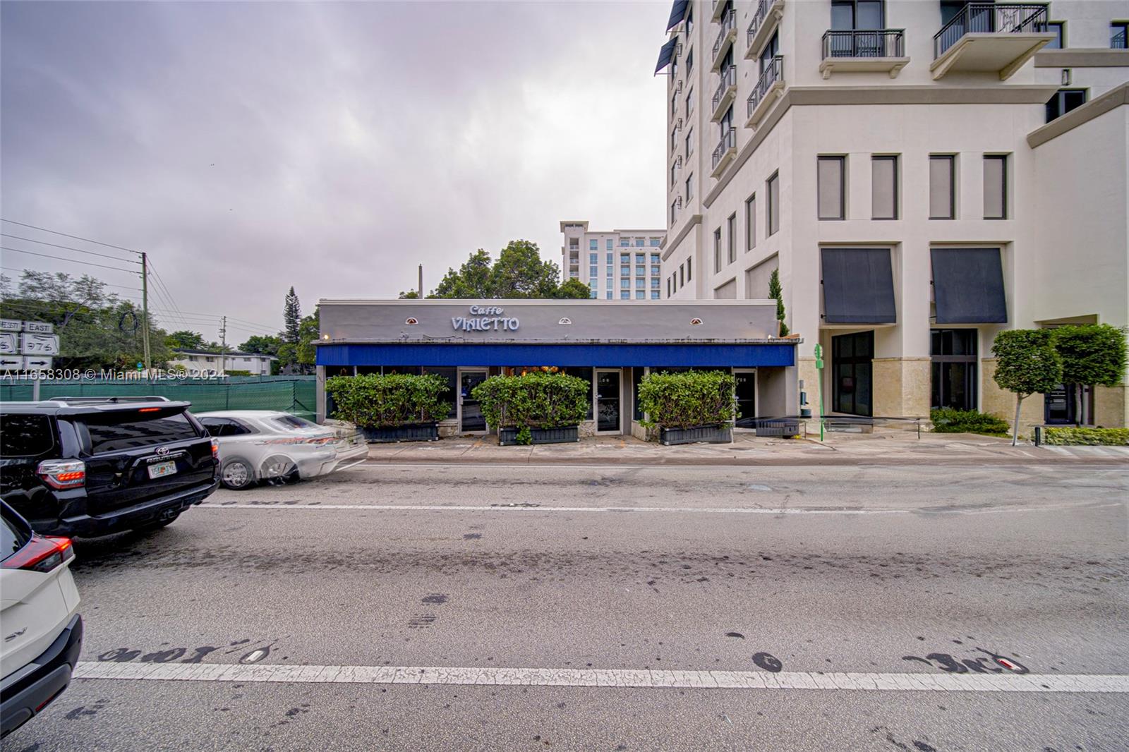 Full-service Restaurant W Coral Gables Property Photo 39