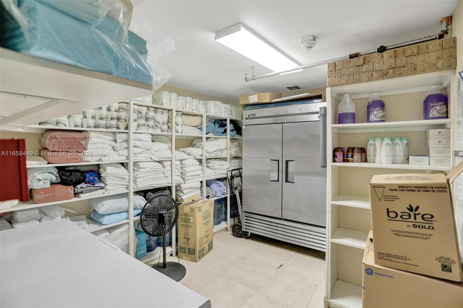 1722 Madison St Property Photo 13