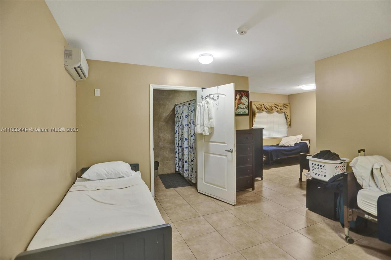 1722 Madison St Property Photo 30