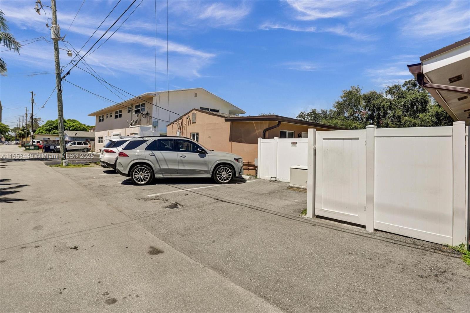 1722 Madison St Property Photo 58