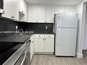 13499 Biscayne Blvd 801 Property Photo 3