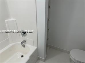 13499 Biscayne Blvd 801 Property Photo 10