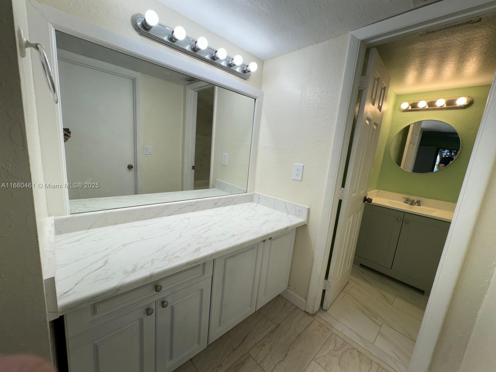 1051 Jefferson Dr 1051j Property Photo 10