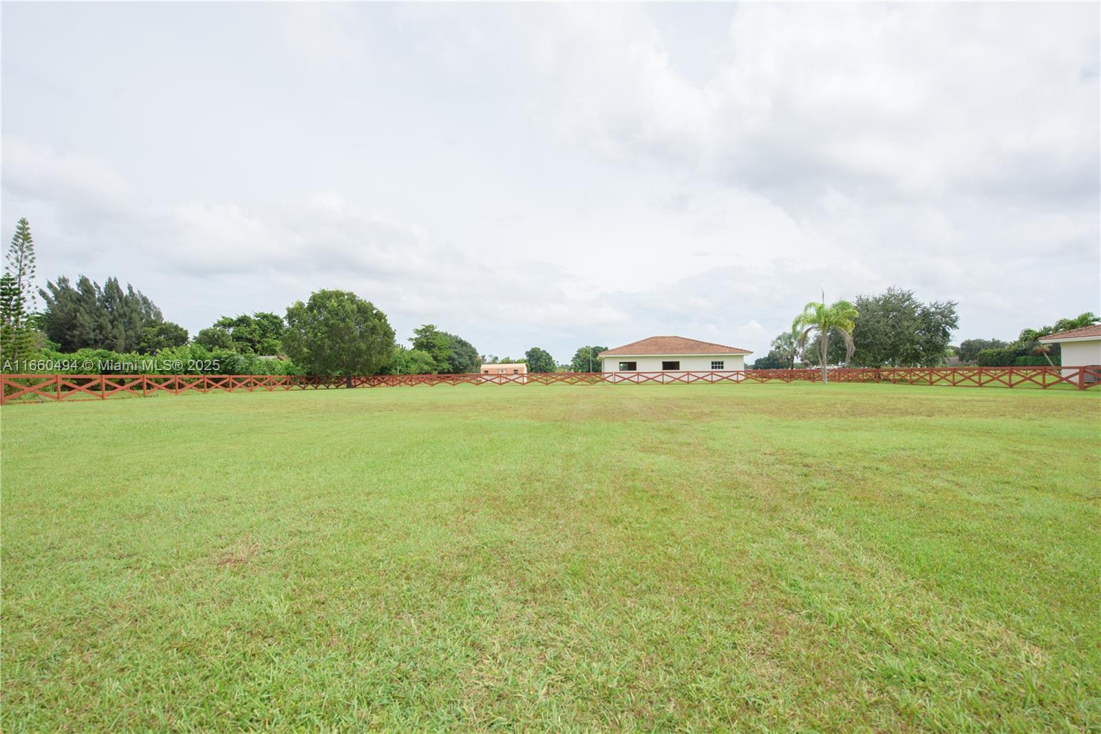 27743 Sw 172nd Pl Property Photo 5