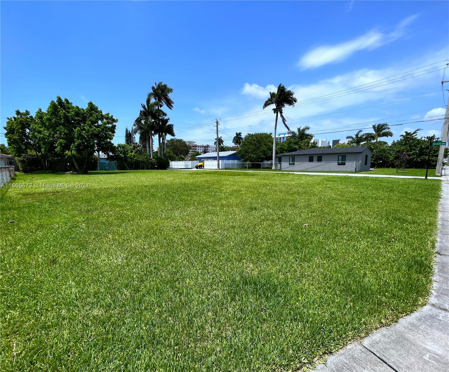 212 Ne 1st St Property Photo 4