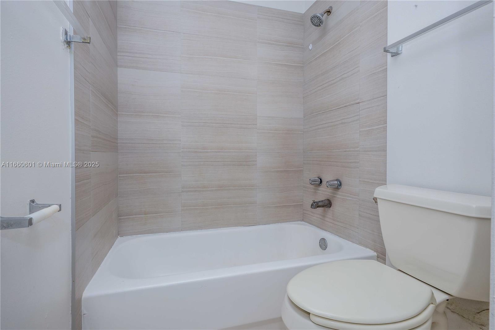 446 Sw 113th Way 446 Property Photo 17