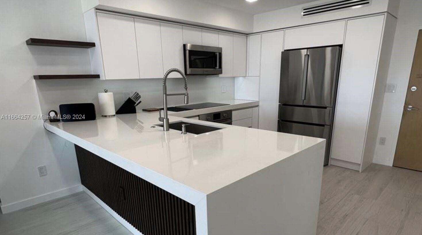 A11664257 Property Photo 1