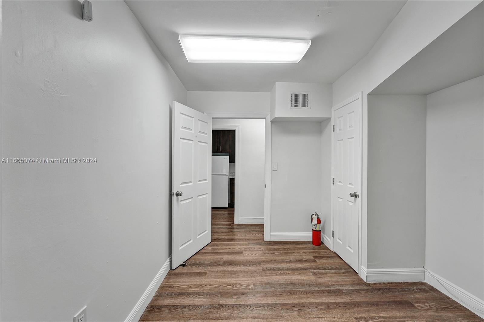 1225 Alton Rd Property Photo 8