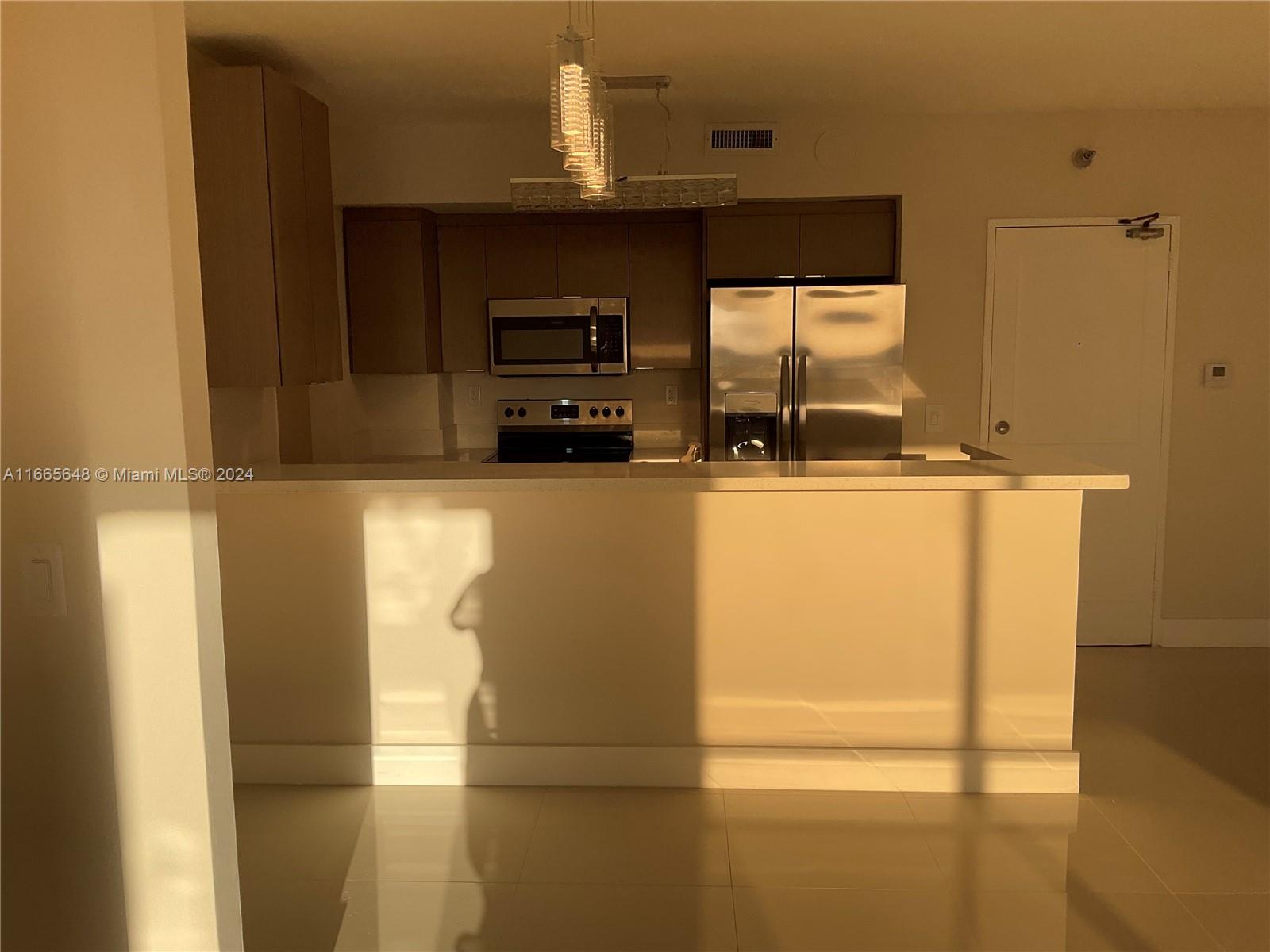 10185 Collins Ave 406 Property Photo 2