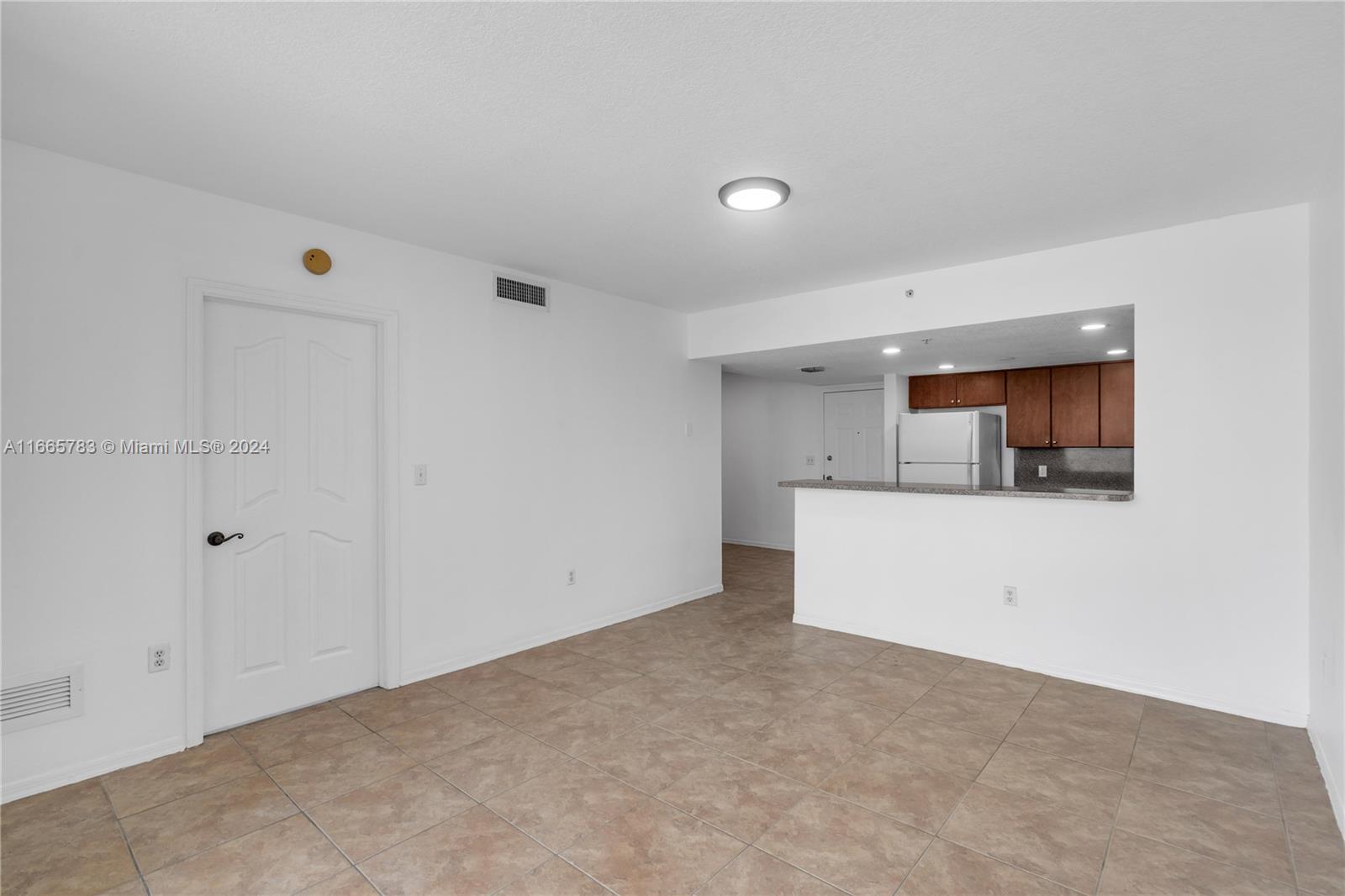218 Nw 12th Ave 702 Property Photo 5