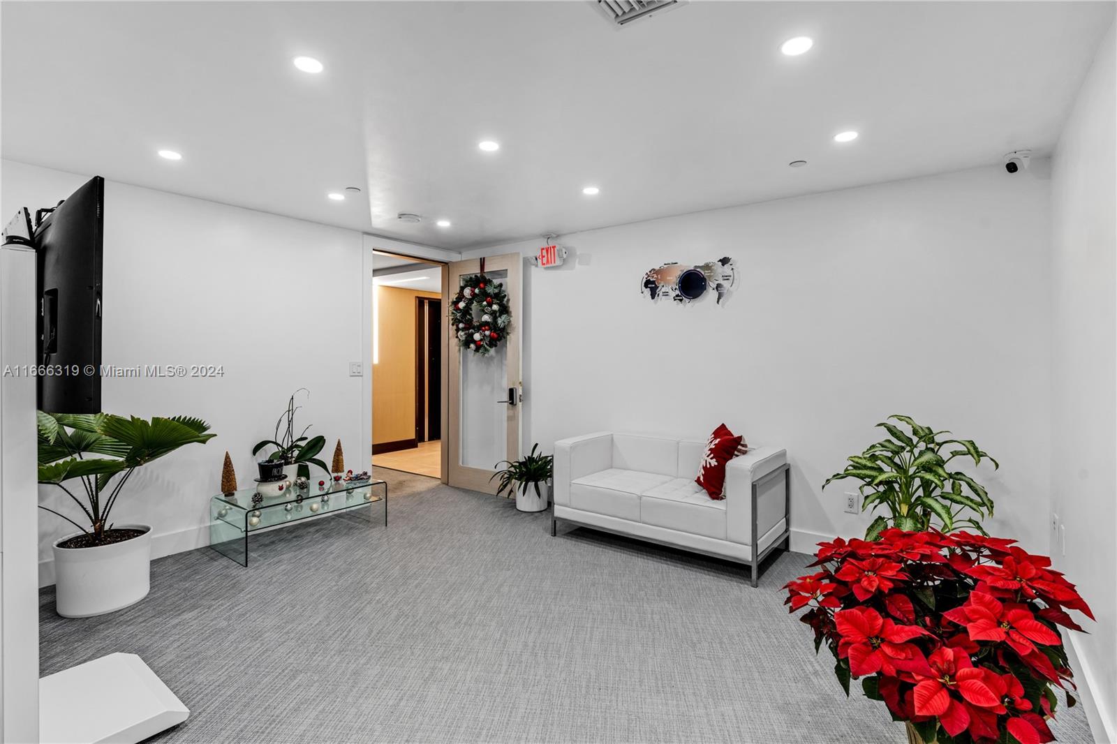 1110 Brickell Ave 710a Property Photo 10