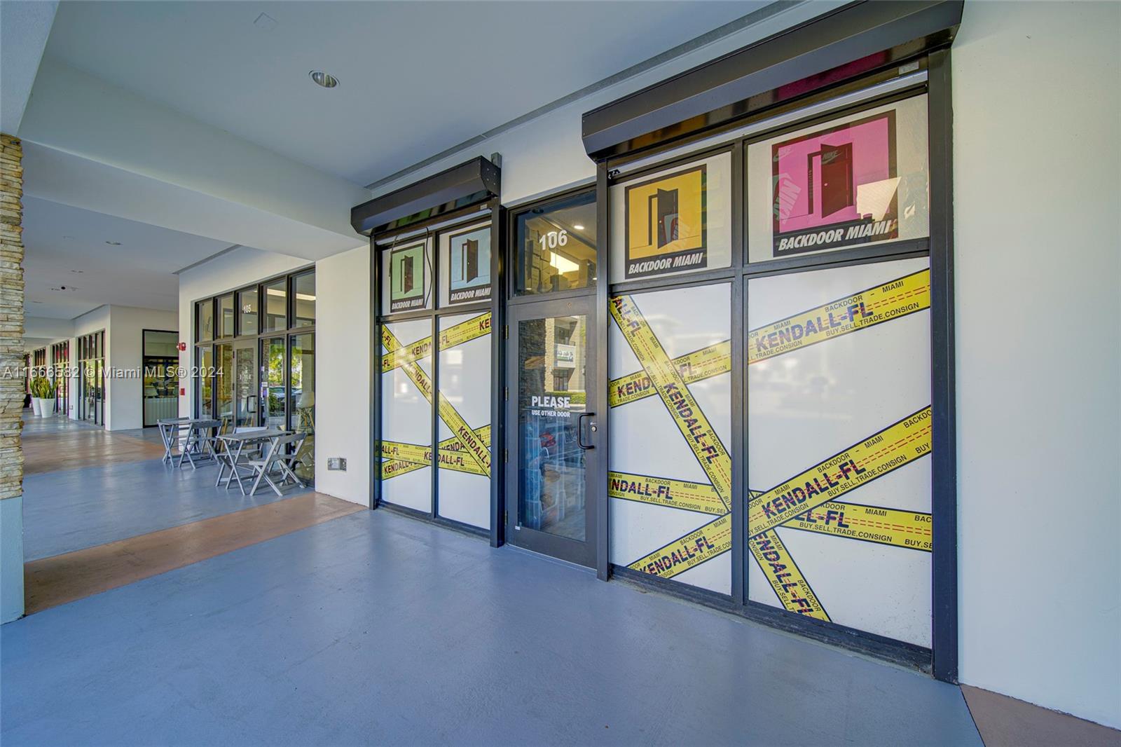 High - End Shoe Store & Clothing Store For Sale Property Photo 27
