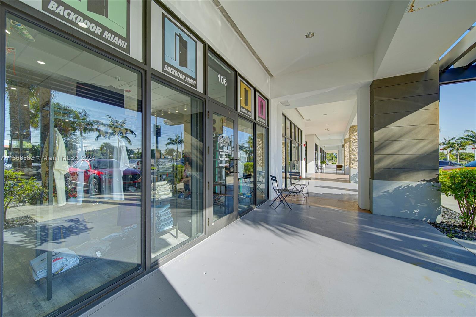 High - End Shoe Store & Clothing Store For Sale Property Photo 29