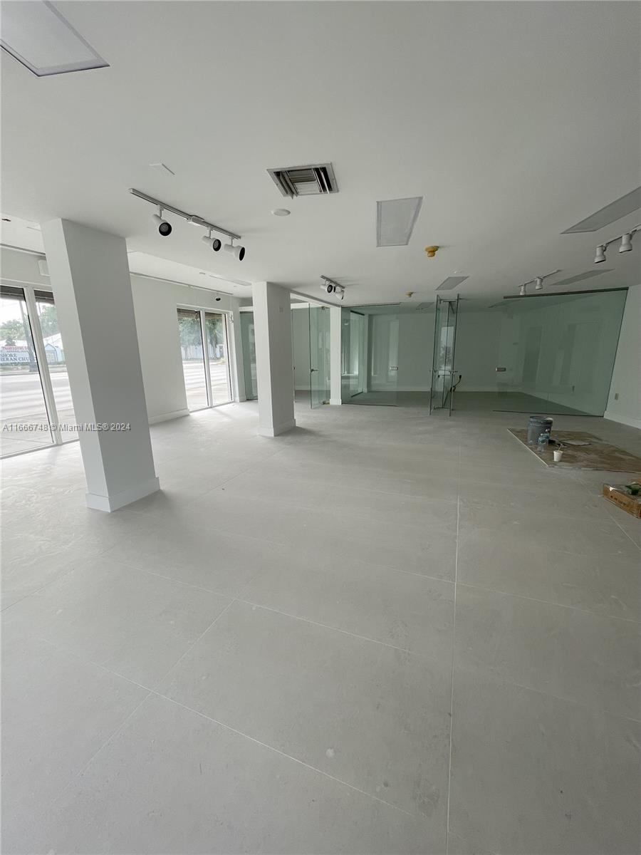 5050 Biscayne Blvd 100 Property Photo 2