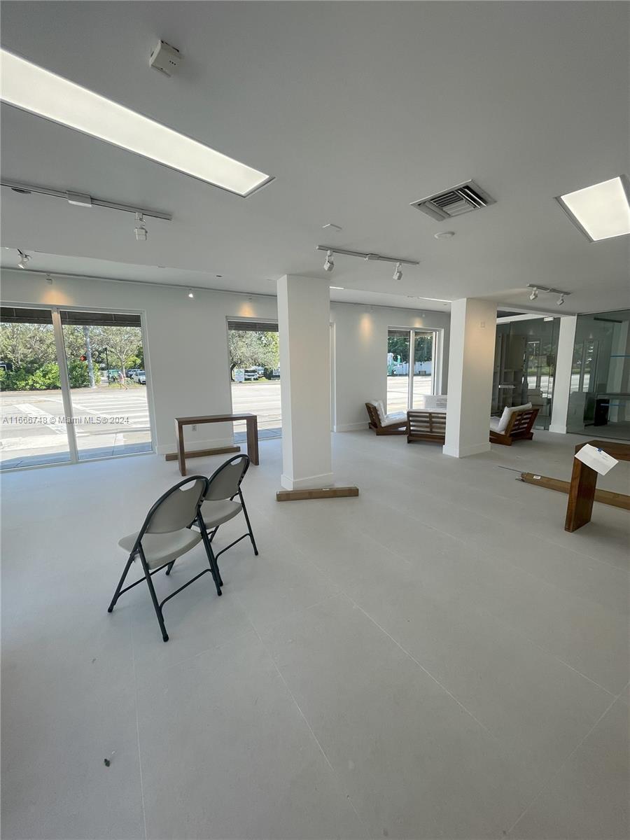 5050 Biscayne Blvd 100 Property Photo 7