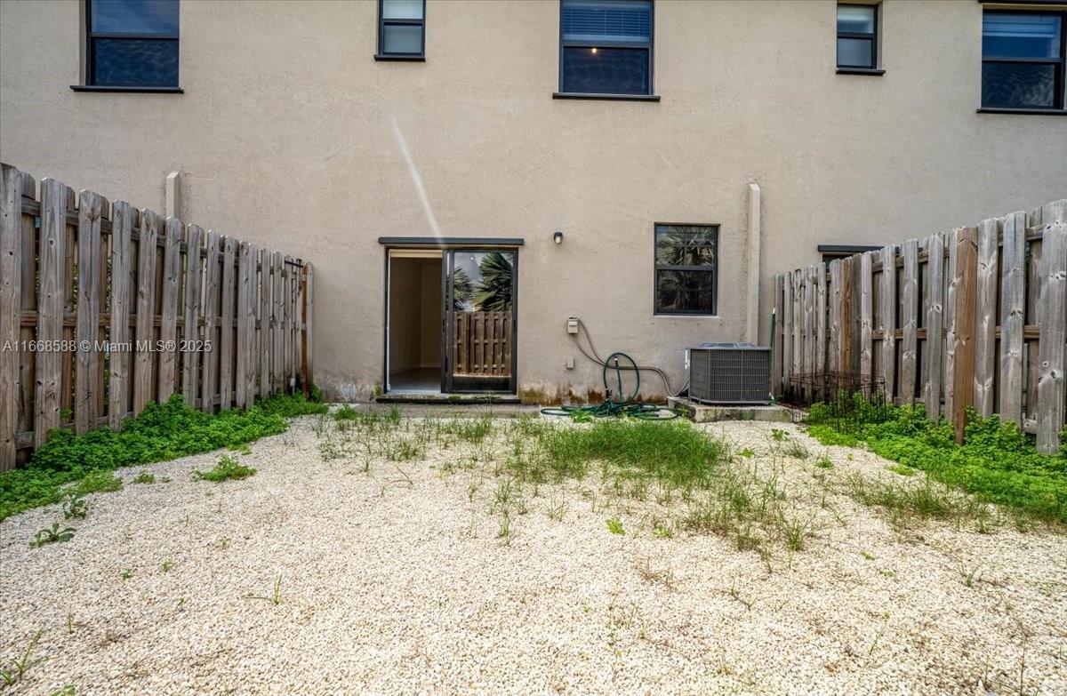 11211 Sw 249th St Property Photo 34