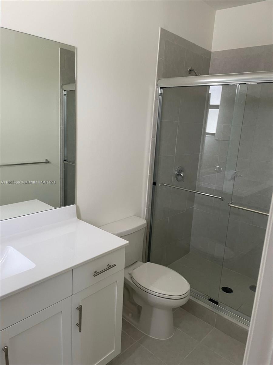 3415 W 112th Ter Property Photo 17