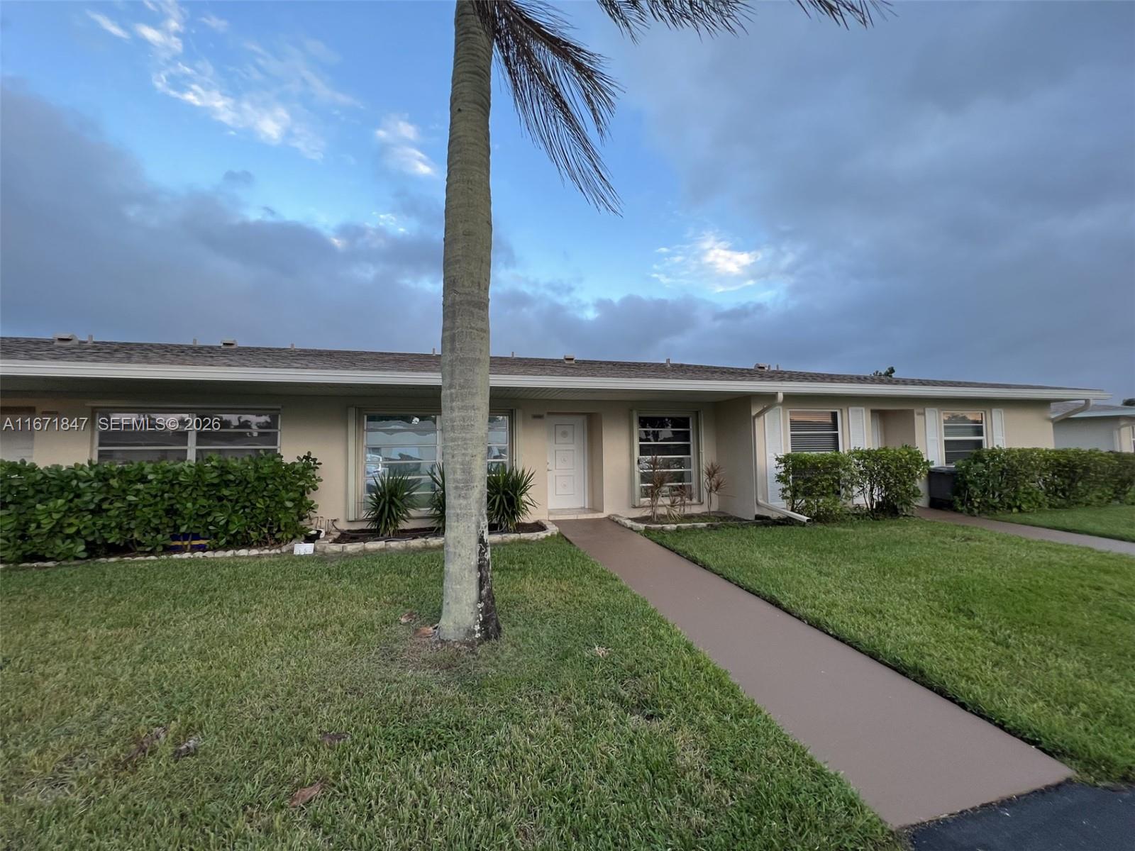 20927 Sedgewick Dr Property Photo 2