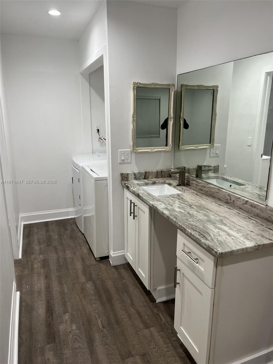 20927 Sedgewick Dr Property Photo 16
