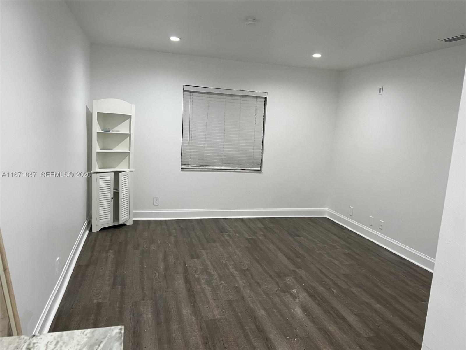 20927 Sedgewick Dr Property Photo 20