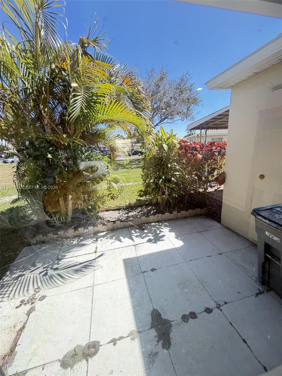 20927 Sedgewick Dr Property Photo 23