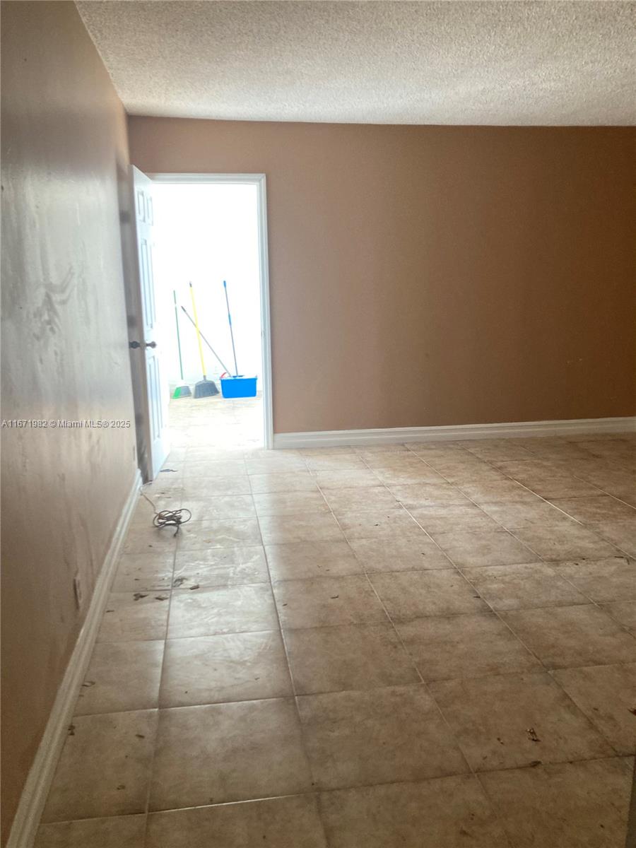 3301 Spanish Moss Ter 704 Property Photo 9