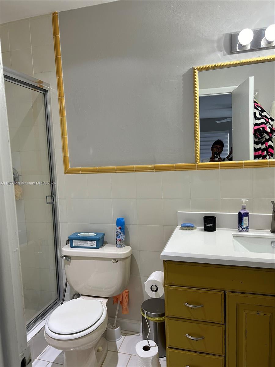 A11672411 Property Photo 16