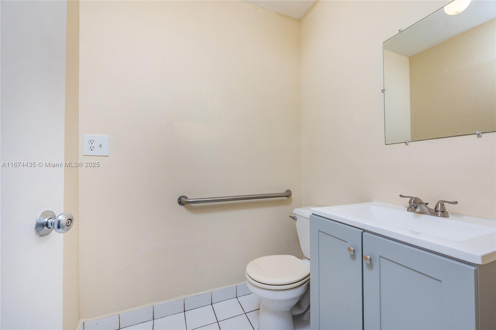3100 Nw 72nd Ave 106 Property Photo 15